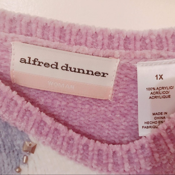 Sweater - Picture 2 of 3